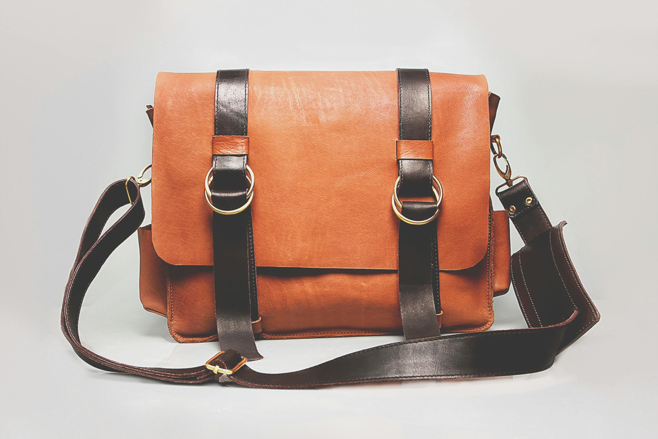 StreetFlow Vintage Leather Shoulder Bag